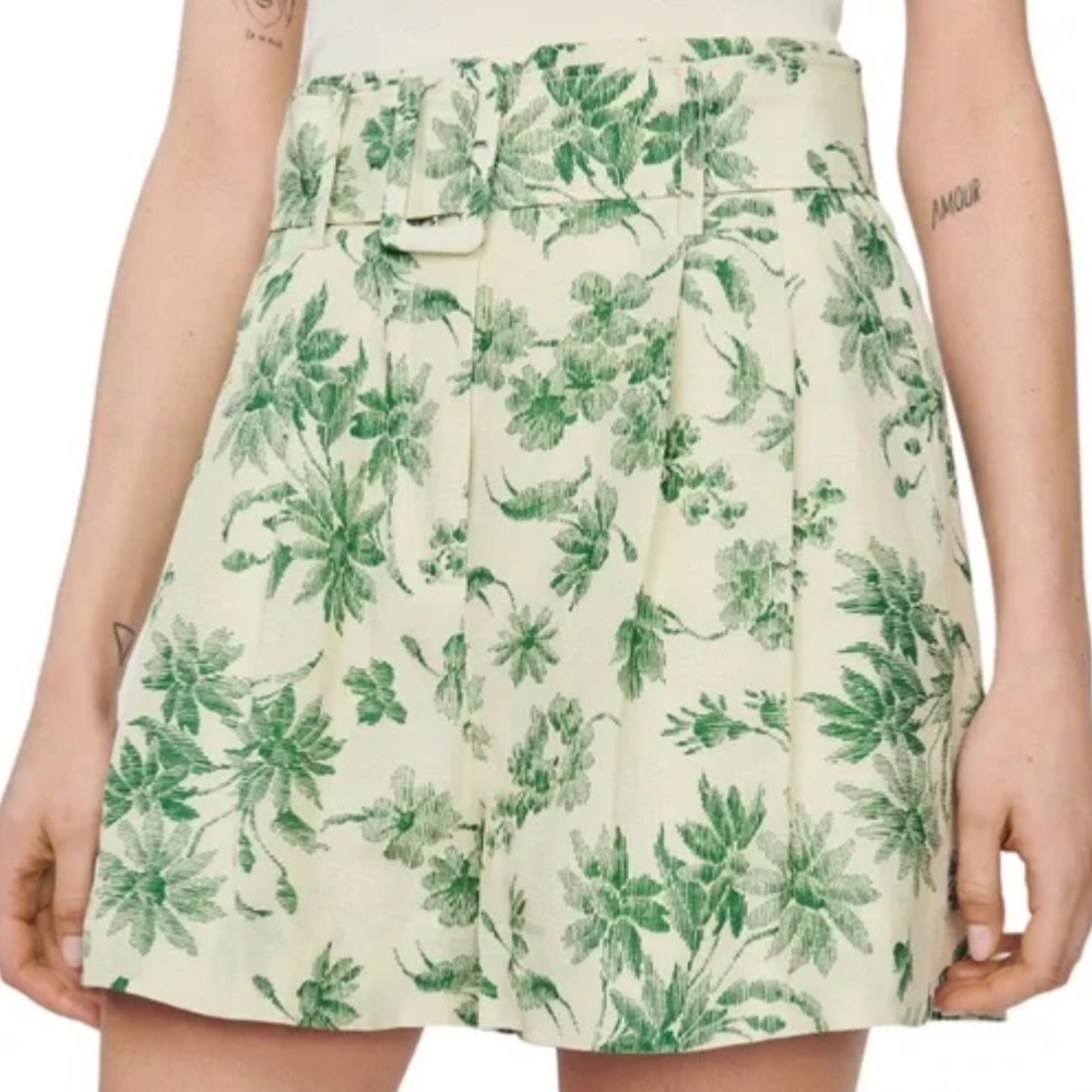 Sandro Leman Loose Palm Tree Print Shorts in Ecru Green Size 4 NWT